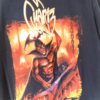 QUARTZ - Too Hot to Handle (T-Shirt)